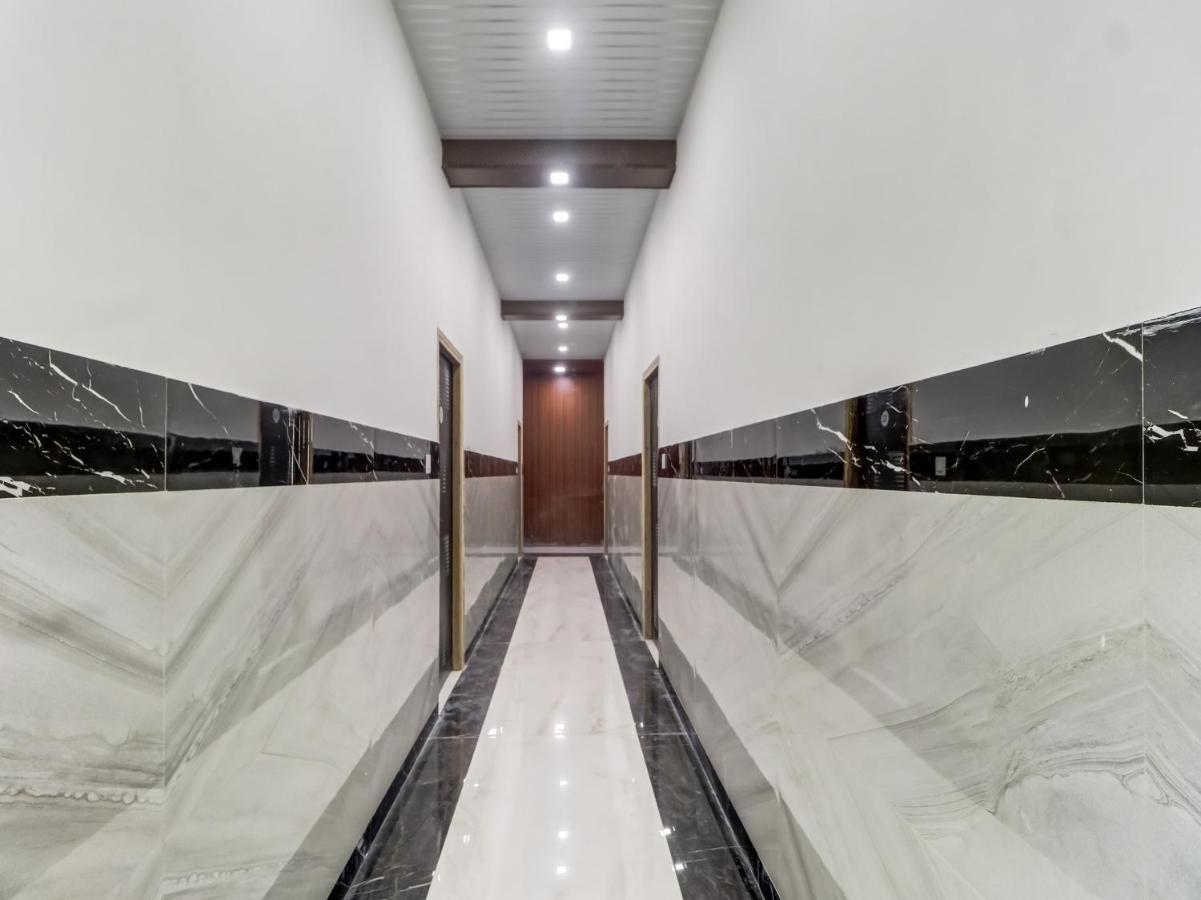 Oyo Flagship 83121 Hotel Rose Vip Saharanpur Ngoại thất bức ảnh