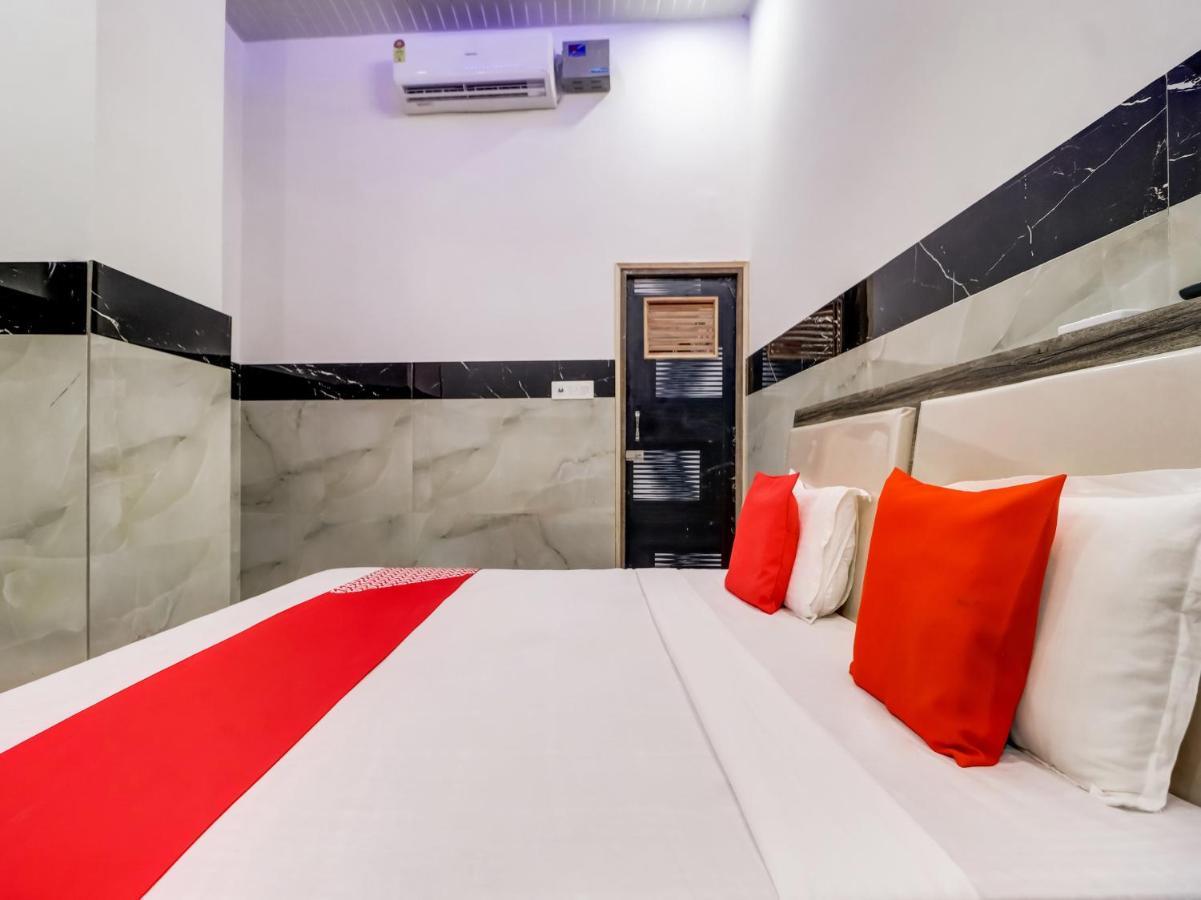 Oyo Flagship 83121 Hotel Rose Vip Saharanpur Ngoại thất bức ảnh
